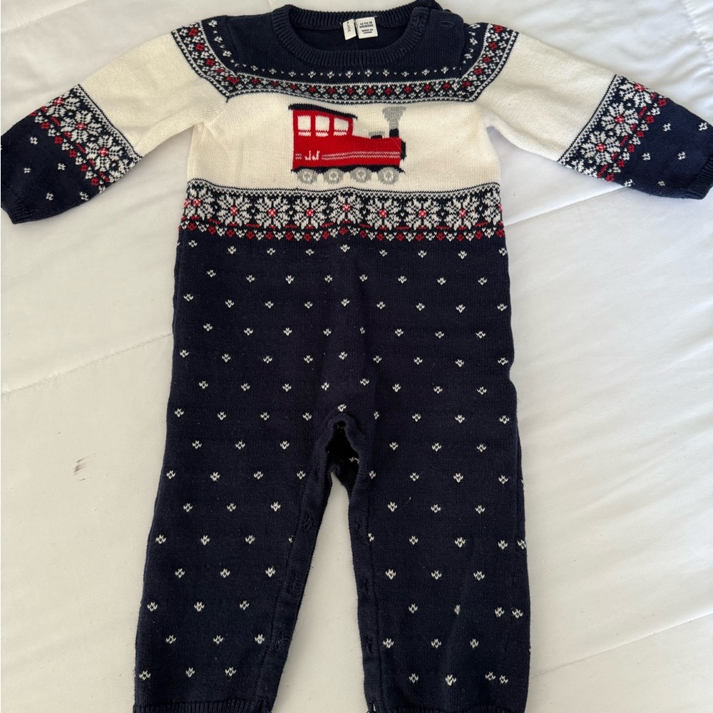 Janie and Jack Navy and Cream Train Knit Footie
